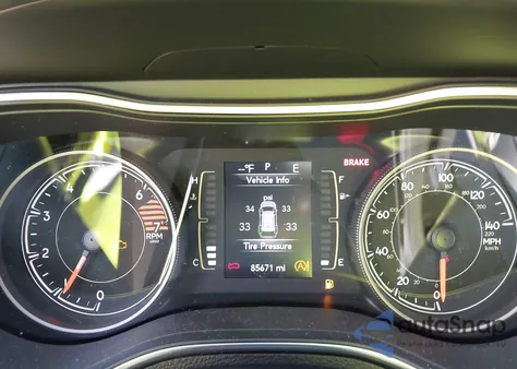 2019 Jeep Cherokee Latitude 4X4 из США, поврежденный, VIN 1C4PJMCB2KD442922